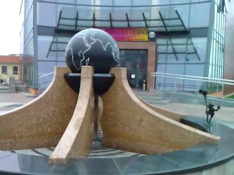 Zielona Góra moja okolica fontana przy Palmiarni