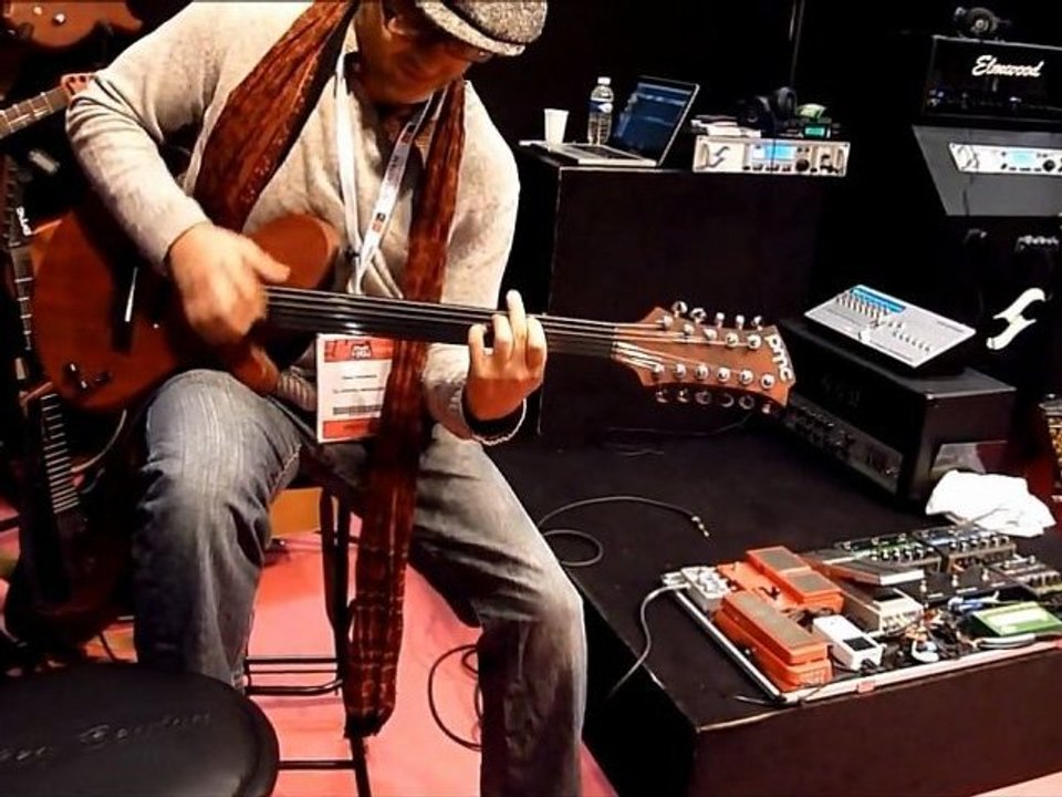 Ihâb Radwan shows PMC Guitars Byblos (electric oud), Bogner XTC, HiWatt  (2/2)