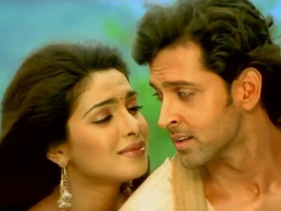 Pyar Ki Ek Kahani from Krrish