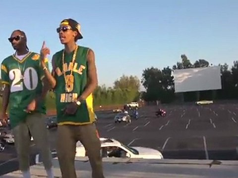 Wiz Khalifa & Snoop Dogg feat Bruno Mars Young, Wild & Free Behind-the-Scenes