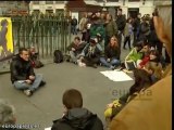 'Indignados' reflexionan en la Puerta del Sol