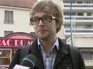 Affiches chocs Benetton: Pour ou contre? (Essonne)