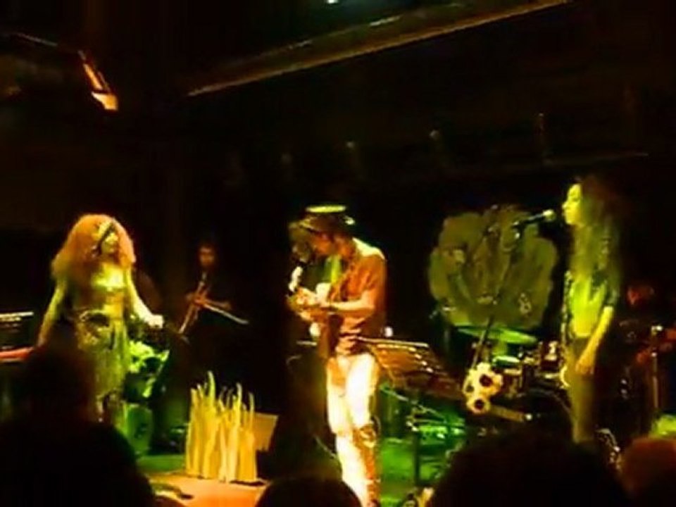 ELİF ÇAĞLAR - JAMAICA feat. BILAL KARAMAN