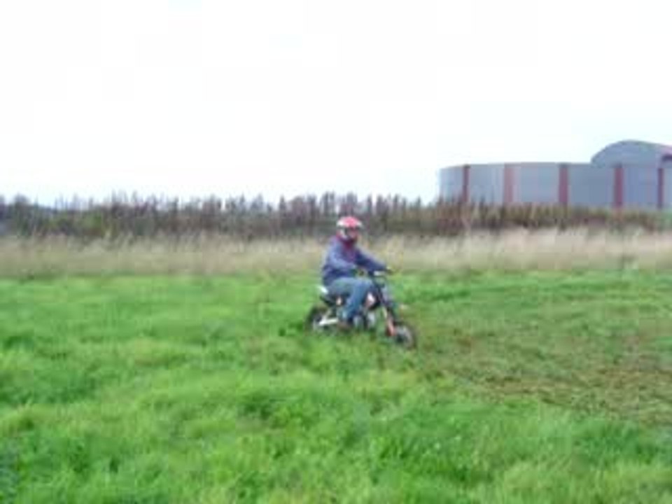 Pit bike weelhie