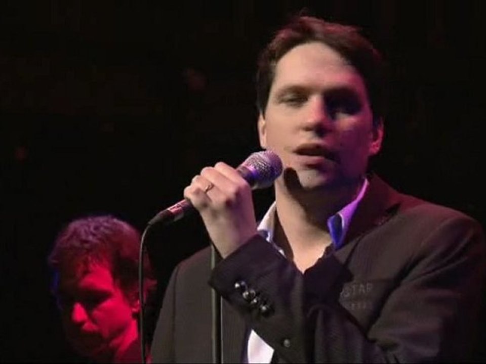 A 100 balais et des poussières