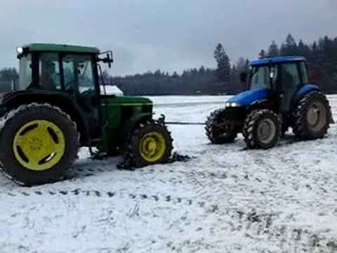 tarimdestek.net John Deere ile New Holland Güç Denemesi