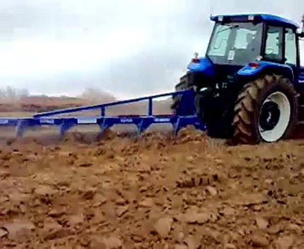tarimdestek.net NEW HOLLAND TM 120 6lı pulluk