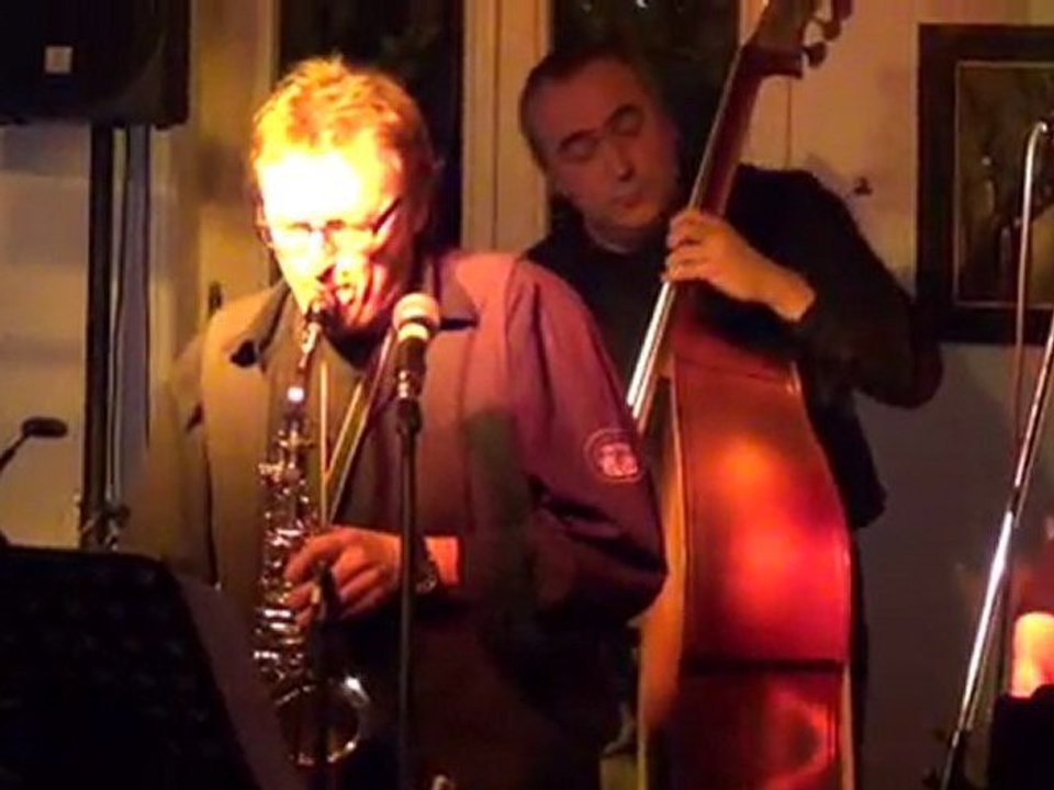 A Foggy Day - Live gespielt von JAZZ-ME-UP am 18.11.2011 in der Galerie Bernstein, Feucht