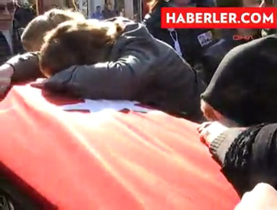 İki Pilot İçin Havaalanında Tören Düzenlendi