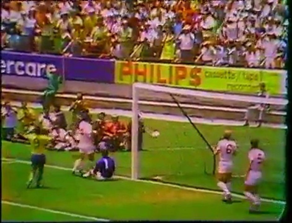 Gordon Banks save against Pele