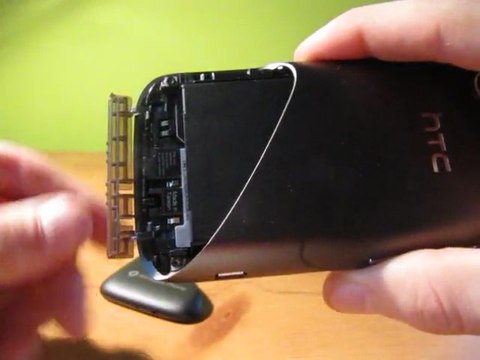 HTC Mozart - wkładanie karty sim i baterii by KOZA1910