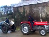 www.tarimdestek.net Ford 3000 İle Massey Ferguson 135 Çekişmesi