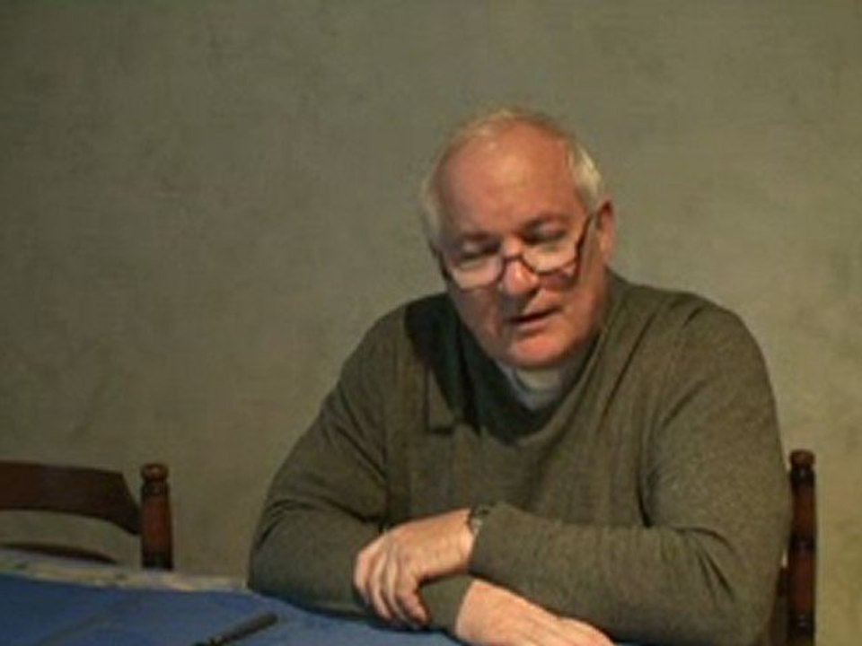 Il est l'Agneau et le Pasteur,  Il est le Roi, le Serviteur