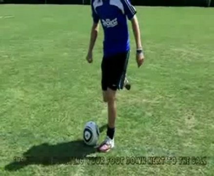 Learn footbal...jتعلم مهارات كرة القدم