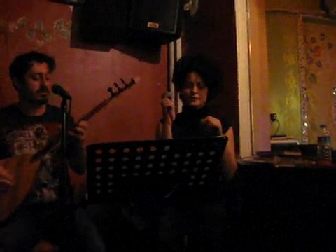 Uzun İnce Bir Yoldayım