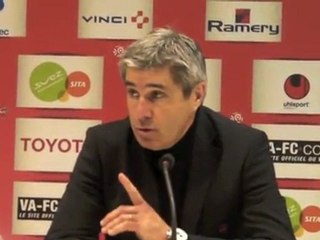 Daniel Sanchez analyse le match VAFC-AJA