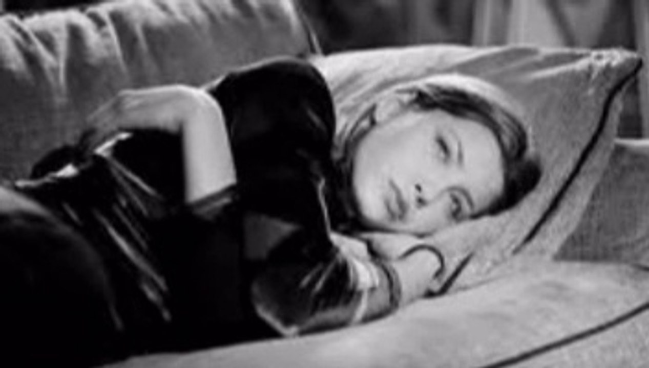 ELİF REYYA NAZ-ÇINAR GÖLE     BAĞIŞLA BİZİ YALNIZLIK