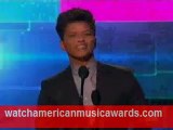 Bruno Mars intruduces Christina Aguilera AMA 2011