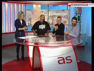 26.11.11 Il rap di Zulù dei 99 Posse ad Antenna Sud