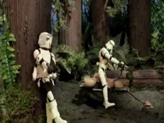 RS Star Wars 03 - Gary The Stormtrooper - Crash with an Ewok