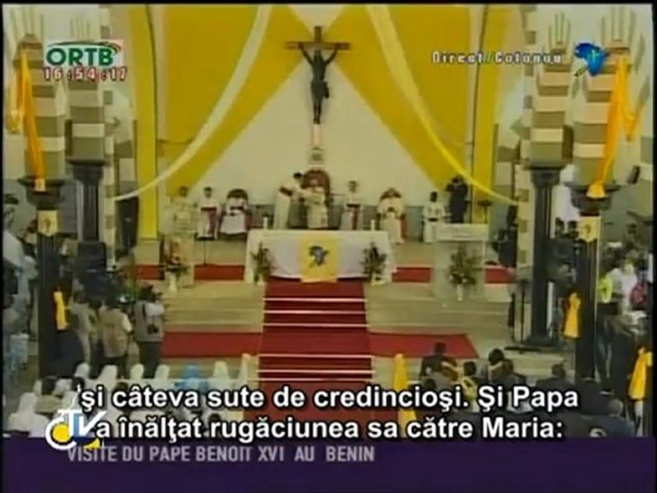 Benedict al XVI-lea se roagă pentru Africa în Catedrala din Cotonou