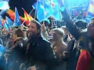 Spain's Rajoy wins by wide margin