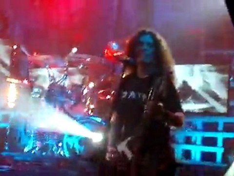 Pain- Shut Your Mouth concert a Paris (divandu monde) 25/10/2011