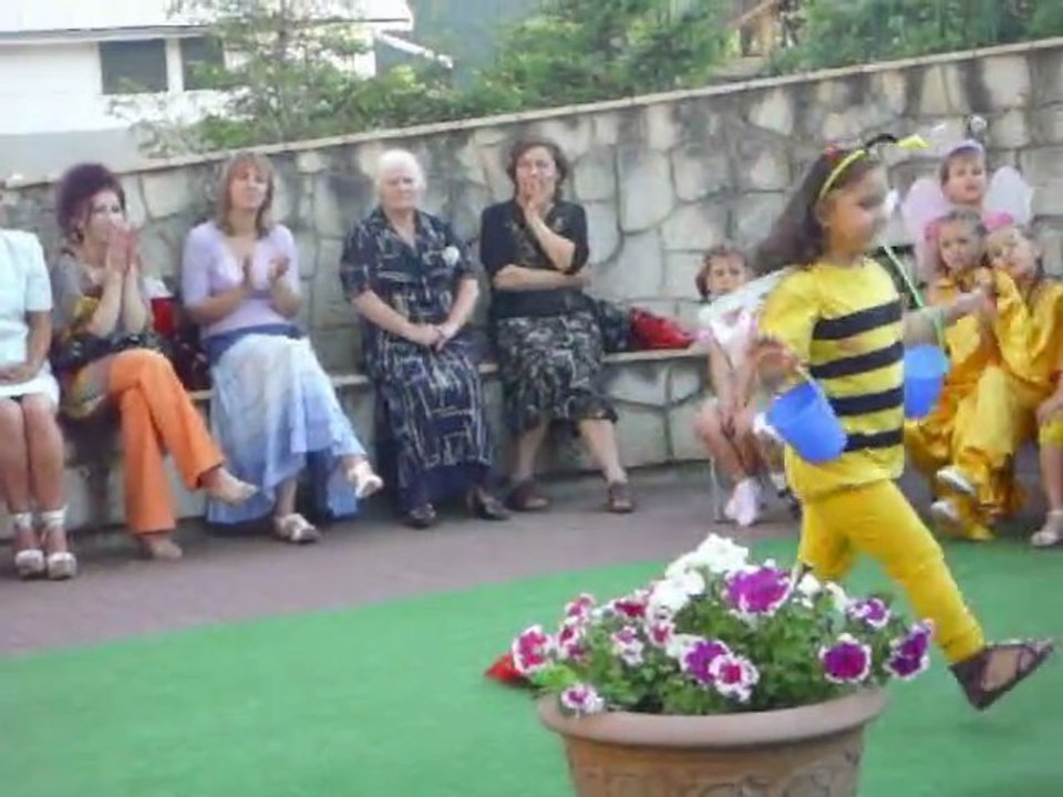 Albinița a zburat