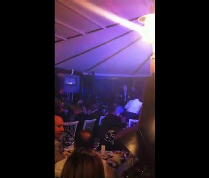 Cengiz Kurtoğlu ( FLZ Restaurant - Ben Seni Sevduğumi )