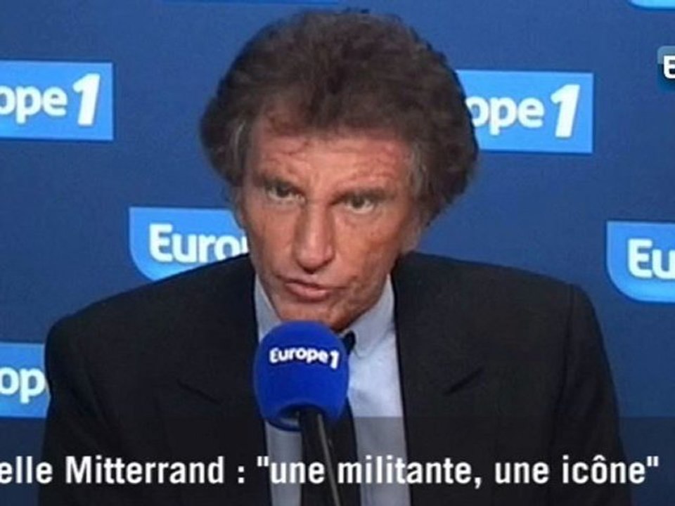 Lang : Danielle Mitterrand, "une icône"