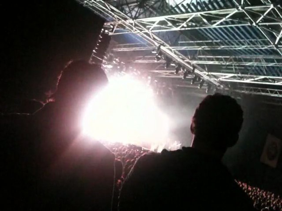 concert incubus