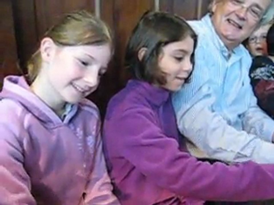 La CLIS de Bégard à la découverte de l'orgue