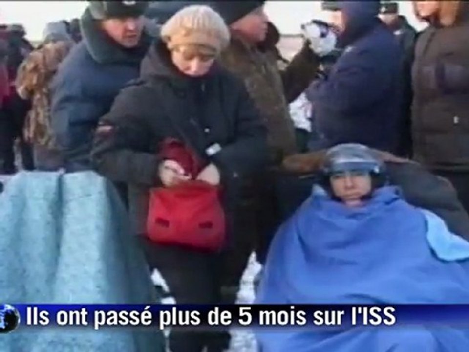 Trois spationautes reviennent sur Terre à bord d'un Soyouz russe