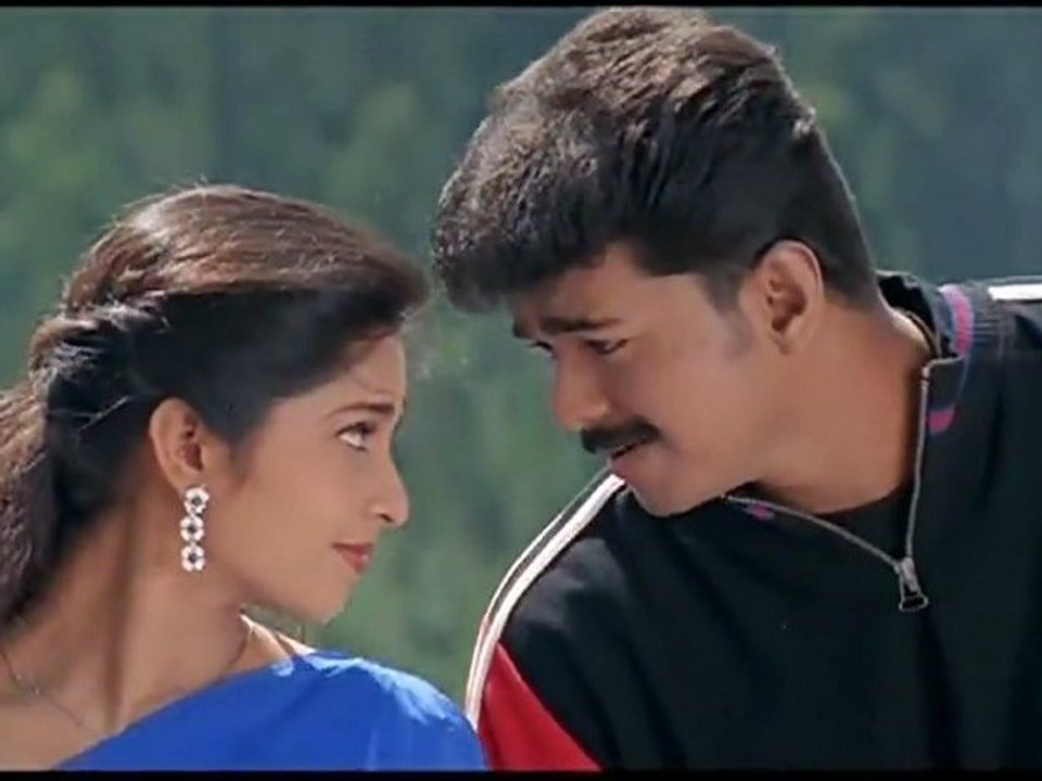 Kannukkul Nilavu-Roja Poonthottam