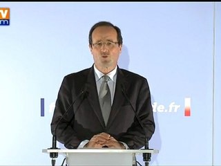 Danielle Mitterrand : une battante, pour Hollande