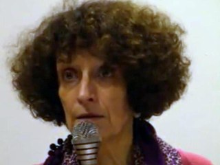 1. Geneviève Azam d'ATTAC à Montpellier le 18 novembre 2011  1/4