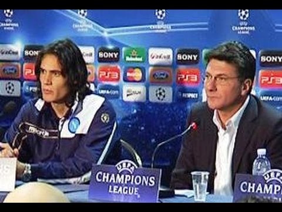 Napoli - Mazzarri e Cavani sfidano il Manchester City