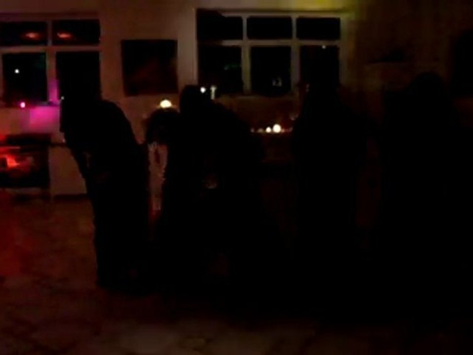 Les moines - anniv. Caroline