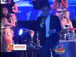 Presentación Gilberto Santarosa Carnaval de Veracruz 2011