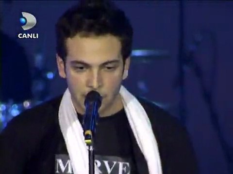 Oğuzhan Koç Gül Ki Sevgilim Beyaz Show