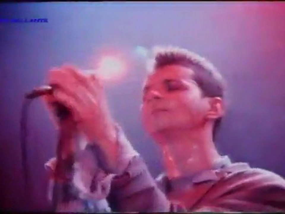 Depeche Mode - Leave In Silence [Live In Hamburg (1984)]