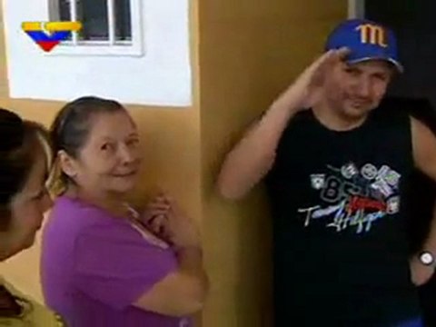 Familias Refugiadas: Con vivienda propia y equipada gracias a la Revolución