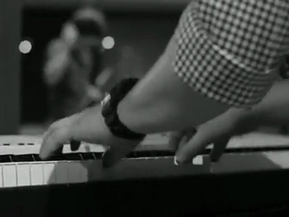 DEVolution - Good Love (MistaJam Live Session at Maida Vale)