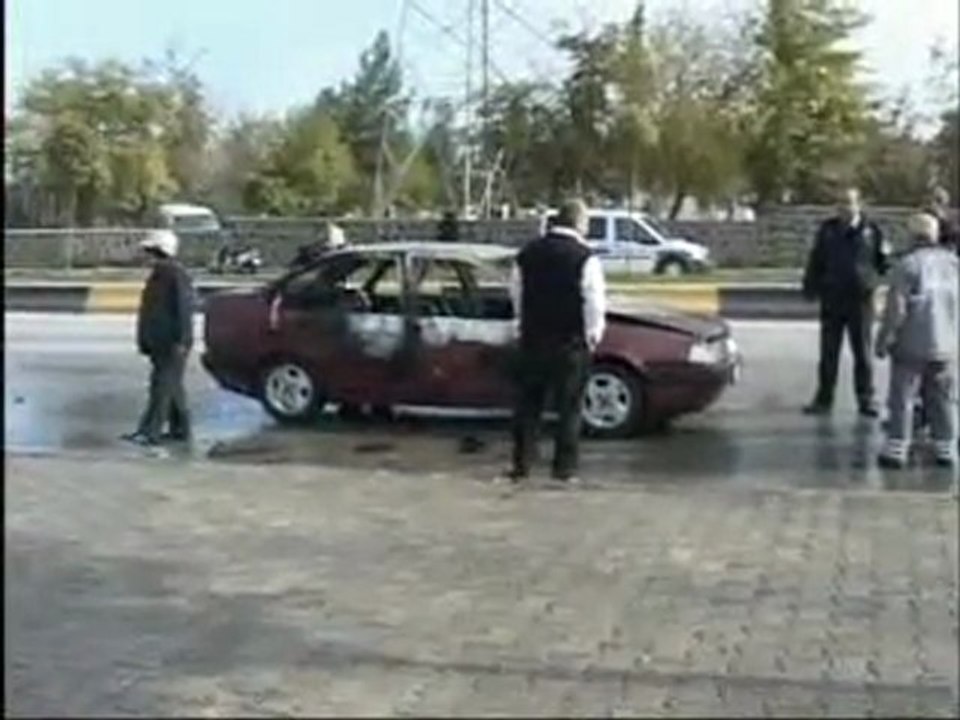 231111_GAZIANTEP_OTO_YANGINI_HD
