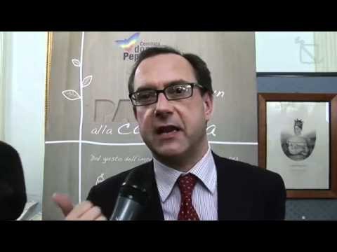 Napoli - Al Teatro San Carlo Un pacco alla camorra