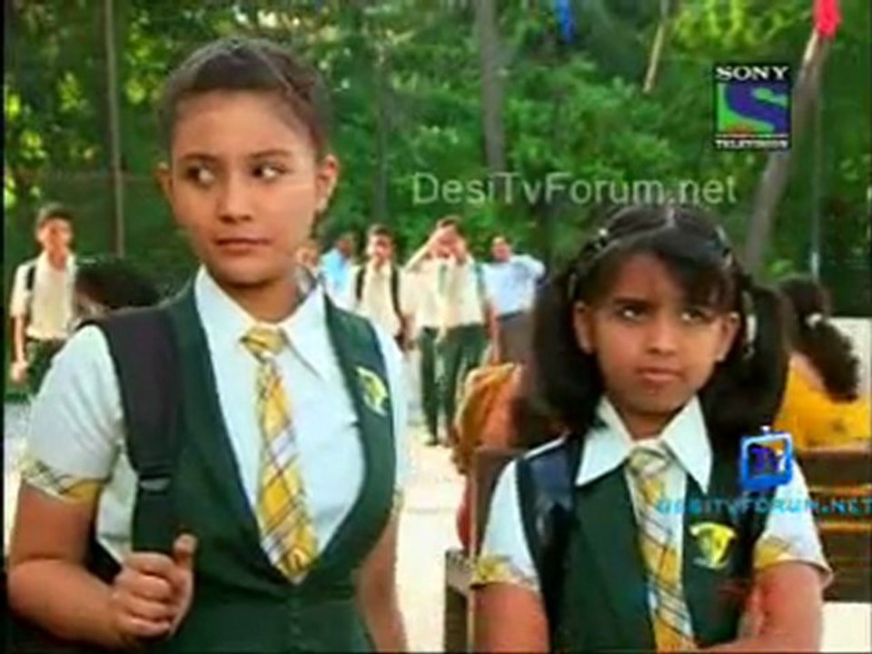 Parvarish Kuch Khatti Kuch Meethi - 22nd November 2011 - pt3