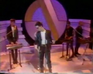 Depeche Mode - Puppets (live 1981)