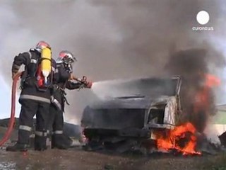 Francia: Fuertes enfrentamientos entre policías y...