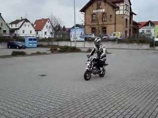 Honda Monkey Tuning yapılmış 125 cc Inline 4 Silindir