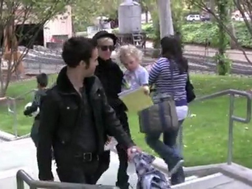Pete Wentz and Ashlee Simpson's Happy Family Outing